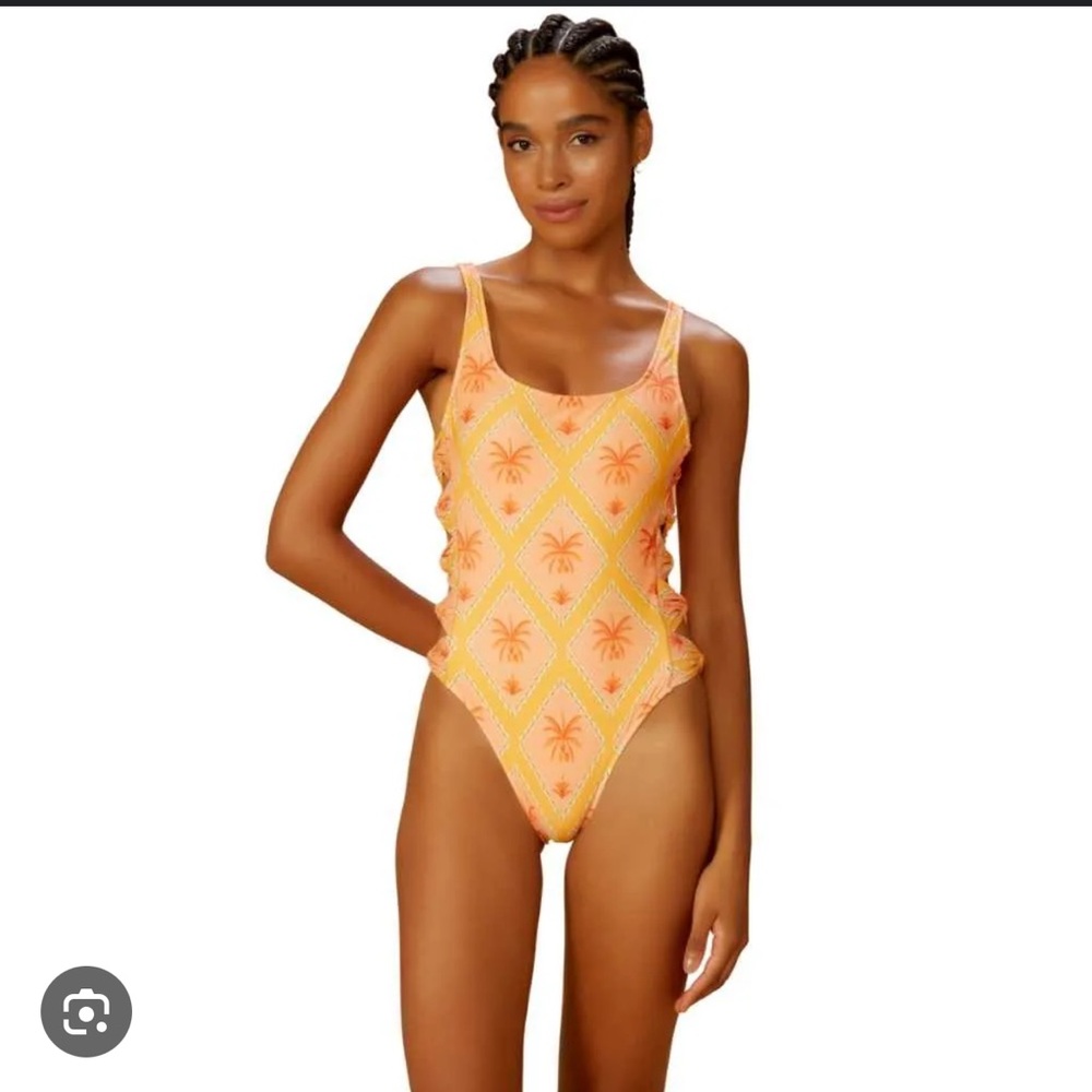 Blueman - Breeze Swimsuit with U-Neckline and Side Details